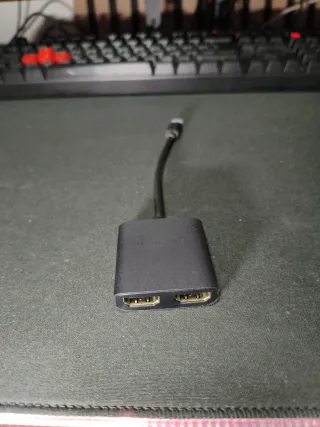 Adaptador Ugreen USB-C a Doble HDMI