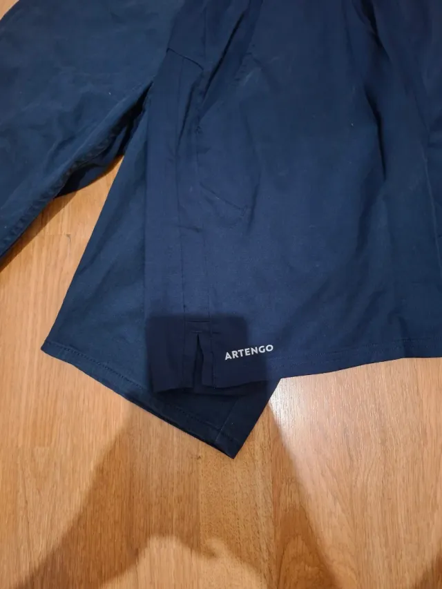 Pantalones cortos Artengo y Mango negros