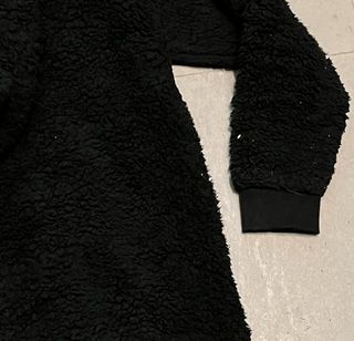 Sudadera borreguito Marvel bordado