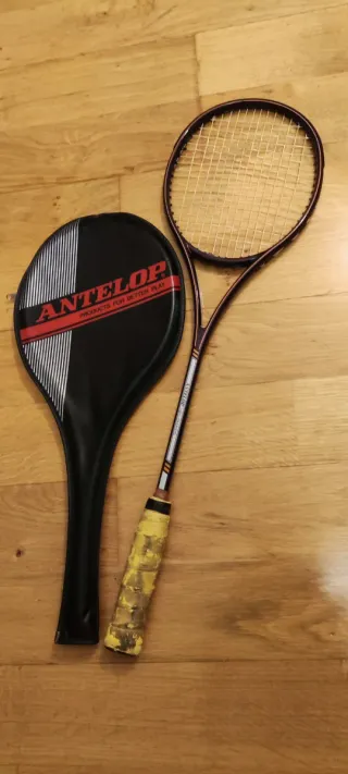 Raqueta de Squash Antelop con funda