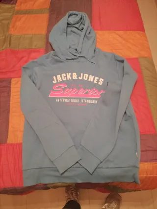 Sudadera Jack & Jones con capucha