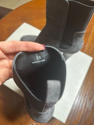 Tronchetto Hogan scamosciato con tacco lucido