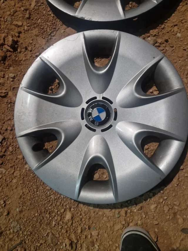 Tapacubos BMW 16 pulgadas