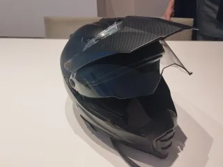 Casco de moto integral negro