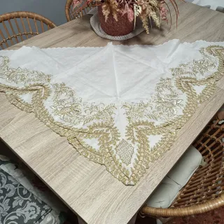 Pico de Manteleta de Fallera Dorado Bordado