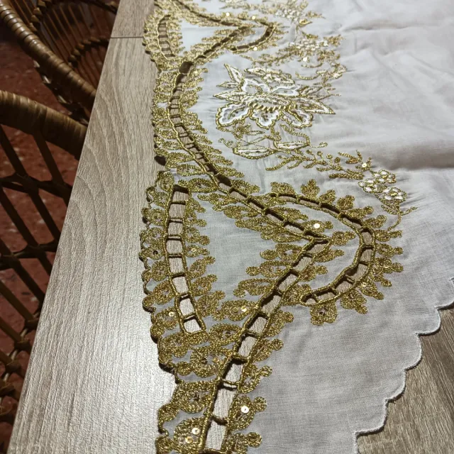 Pico de Manteleta de Fallera Dorado Bordado