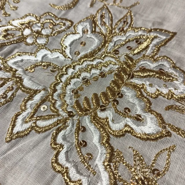 Pico de Manteleta de Fallera Dorado Bordado