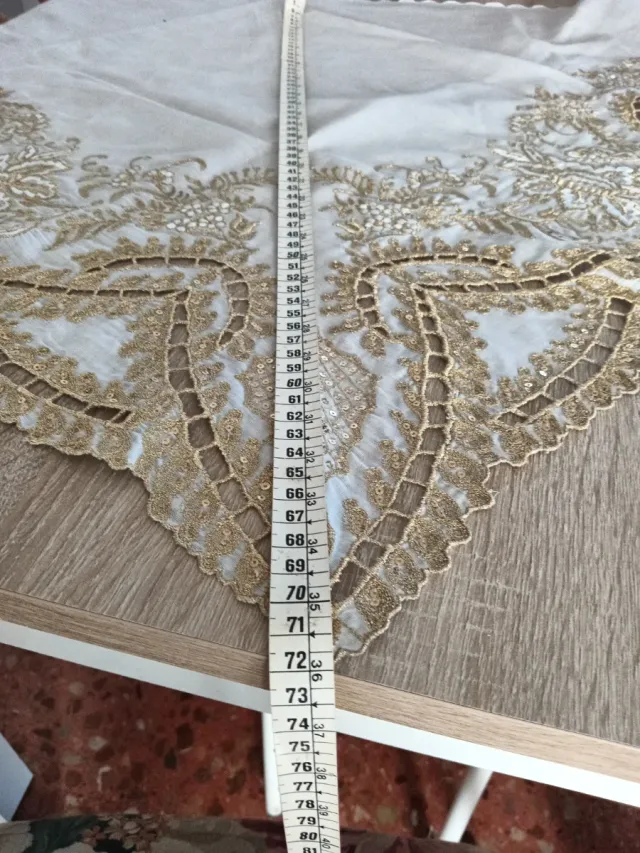 Pico de Manteleta de Fallera Dorado Bordado