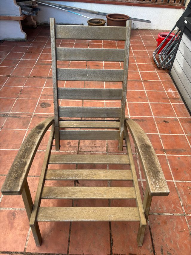 Sillón de madera teca