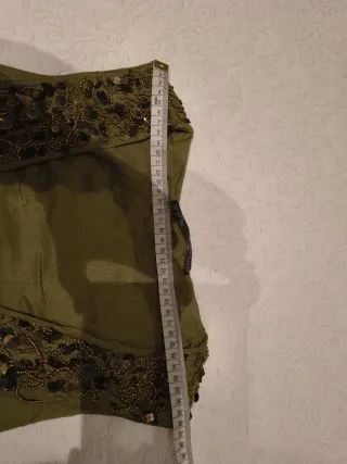 Chaleco con abalorios y lentejuelas