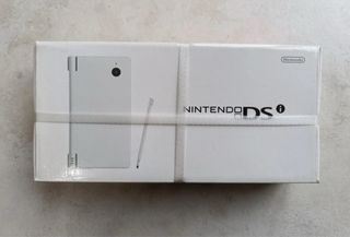 Nintendo DSi Bianco Nuovo Ancora Sigillato