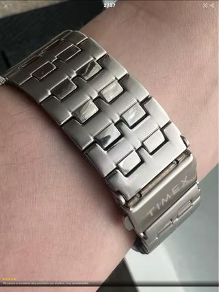 Reloj Timex Automático Negro y Rojo Miyota 8215.