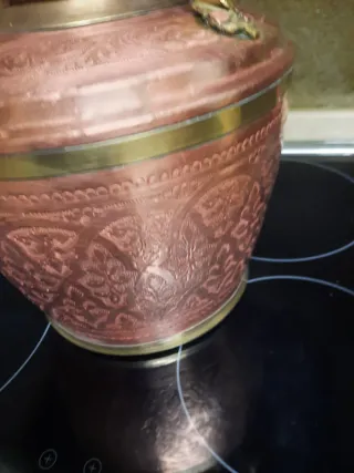 Antico bollitore in rame