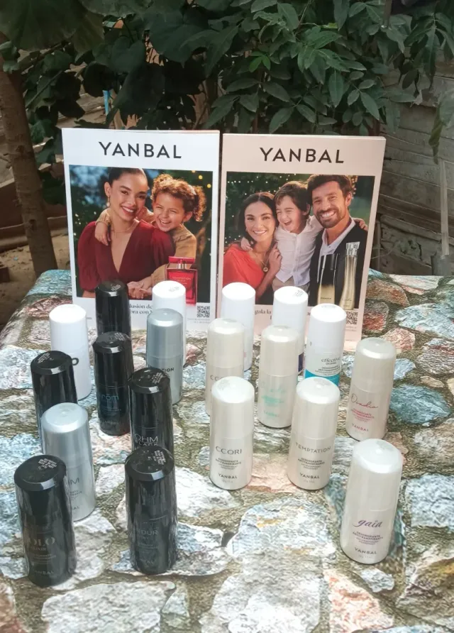 Desodorantes Yanbal (Negro y Blanco)