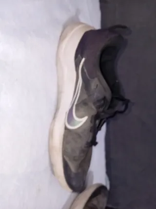 Zapatillas Nike Deportivas Negras y Blancas