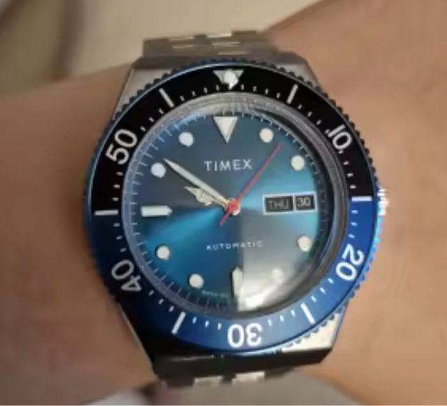 Reloj Timex Automático Azul Miyota 8215.