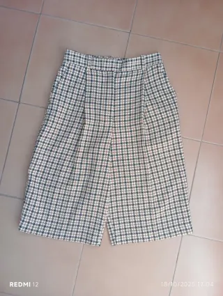 Bermuda pata de gallo tostado mujer Zara