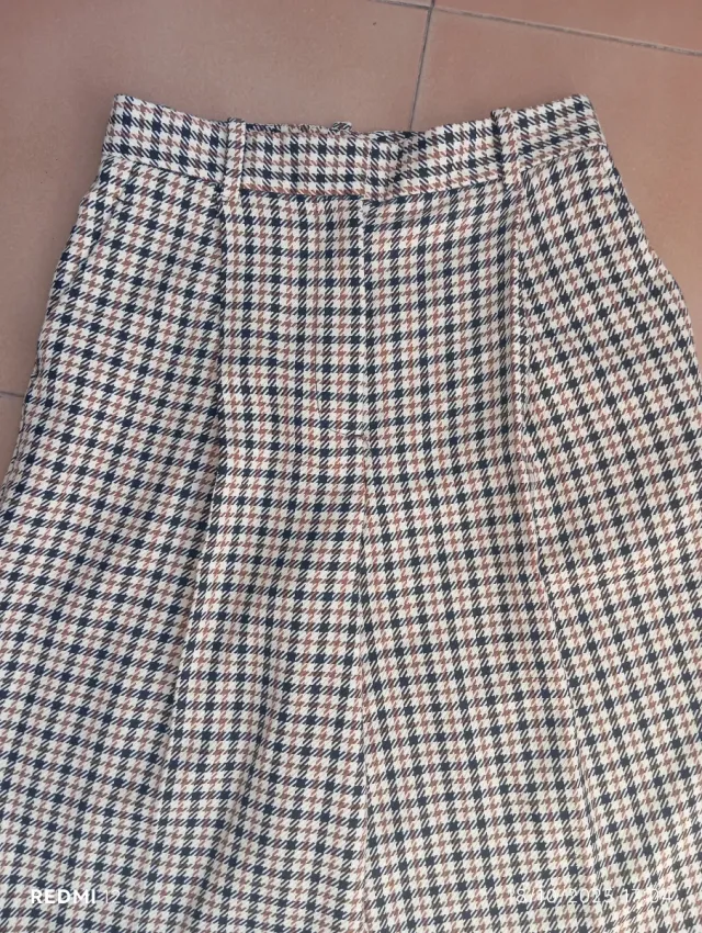 Bermuda pata de gallo tostado mujer Zara