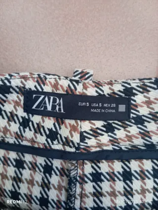 Bermuda pata de gallo tostado mujer Zara