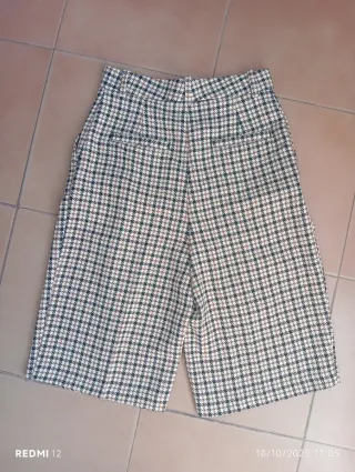 Bermuda pata de gallo tostado mujer Zara