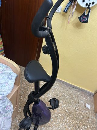 Bicicleta Estática Morada