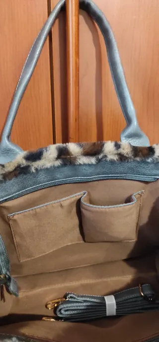 Borsa tote grigia con dettagli leopardati