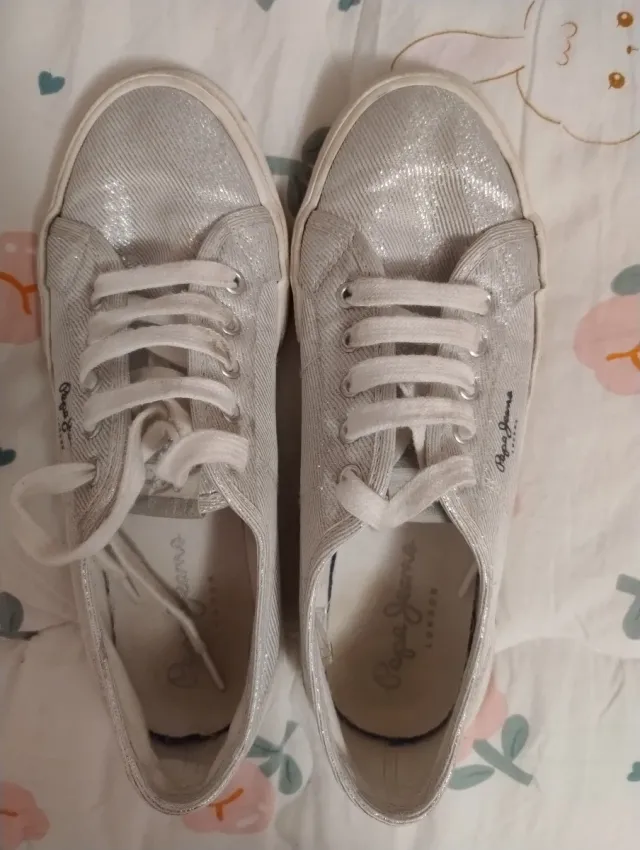 Zapatillas Pepe Jeans plateadas niña