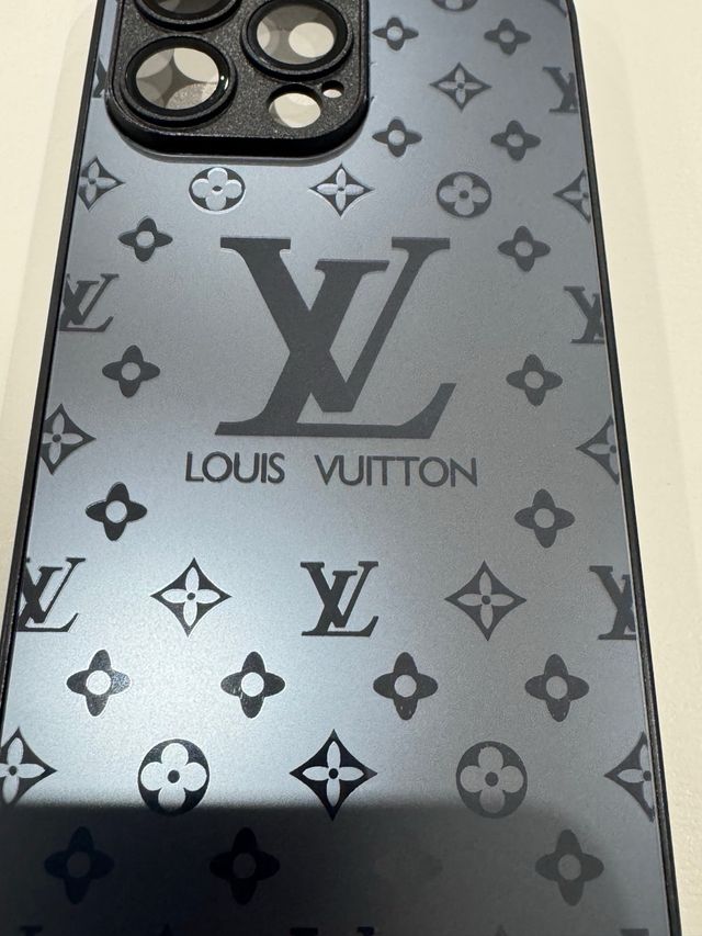 Cover iPhone 16 Pro Max Monogram LV