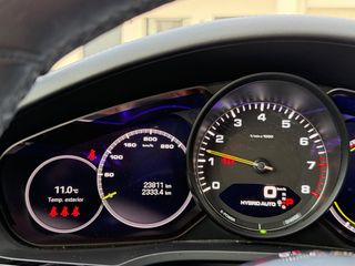 Porsche Cayenne 2022