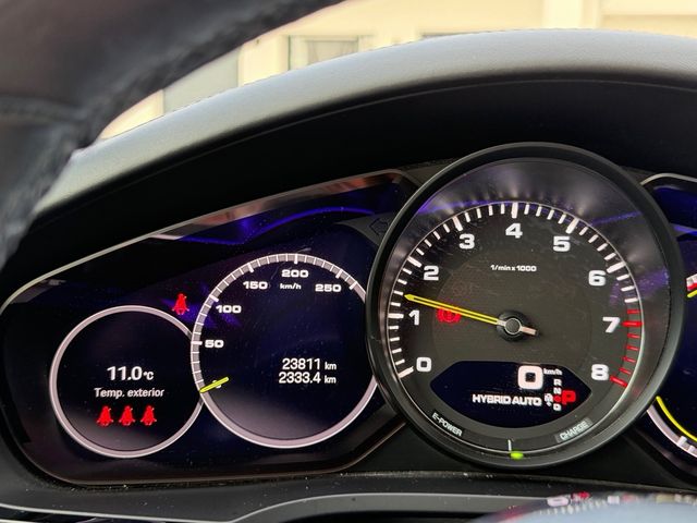 Porsche Cayenne 2022