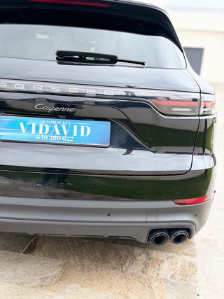 Porsche Cayenne 2022