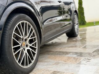 Porsche Cayenne 2022