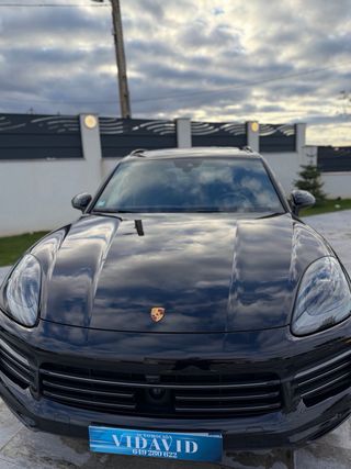 Porsche Cayenne 2022