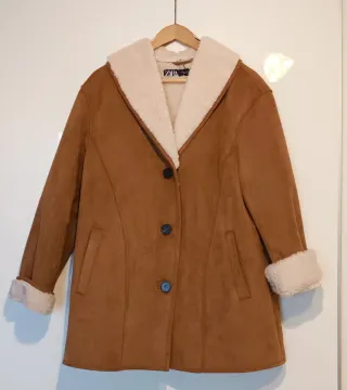 Chaqueta Zara ante y borrego