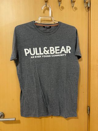 Camiseta gris Pull&Bear