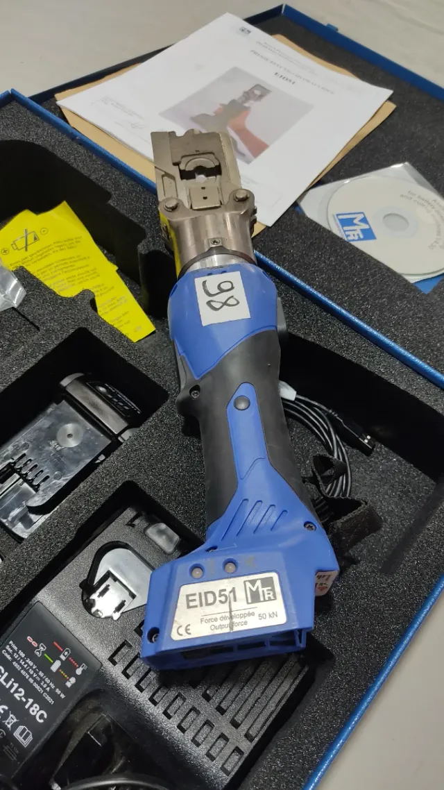 Herramienta a batería específica