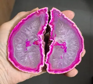 1 geode sezionato bellissimo
