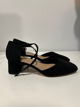 Zapatos de tacón negros talla 40