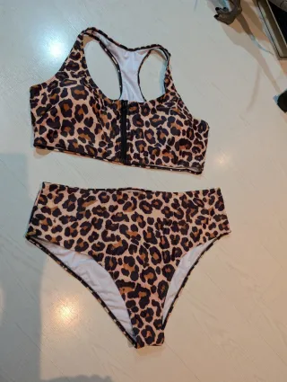 Bañador bikini estampado leopardo