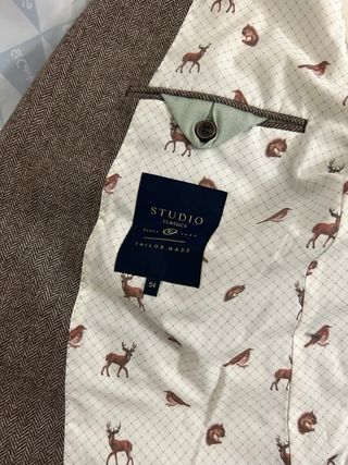 Americana elegante marrón