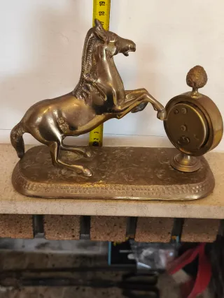 Reloj de sobremesa bronce caballo