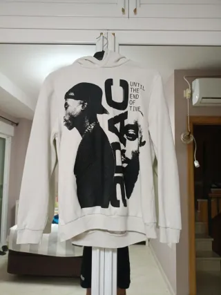 Sudadera Bershka Tupac Until The End Of Time