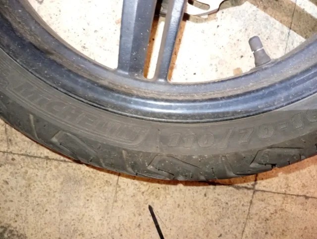 Rueda delantera Sym Symphony SR 125