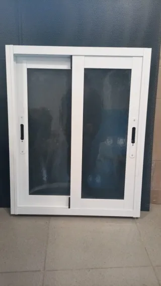Ventana corredera 80x80 cm