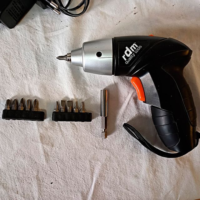 Atornillador a batería RDM