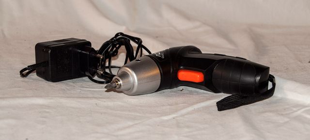 Atornillador a batería RDM