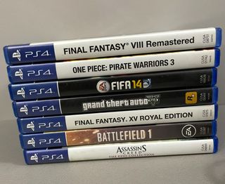 PS4 (PlayStation 4) 500GB + 7 Giochi