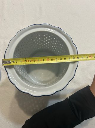 Biscottiera in porcellana decorata blu