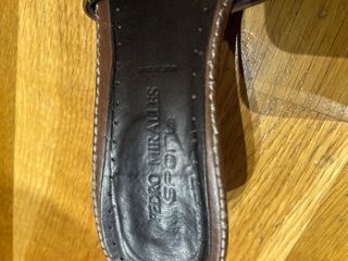 Sandalias tacón bajo marrones