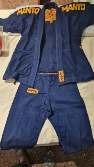 Kimono Manto Jiu Jitsu Talla L/40